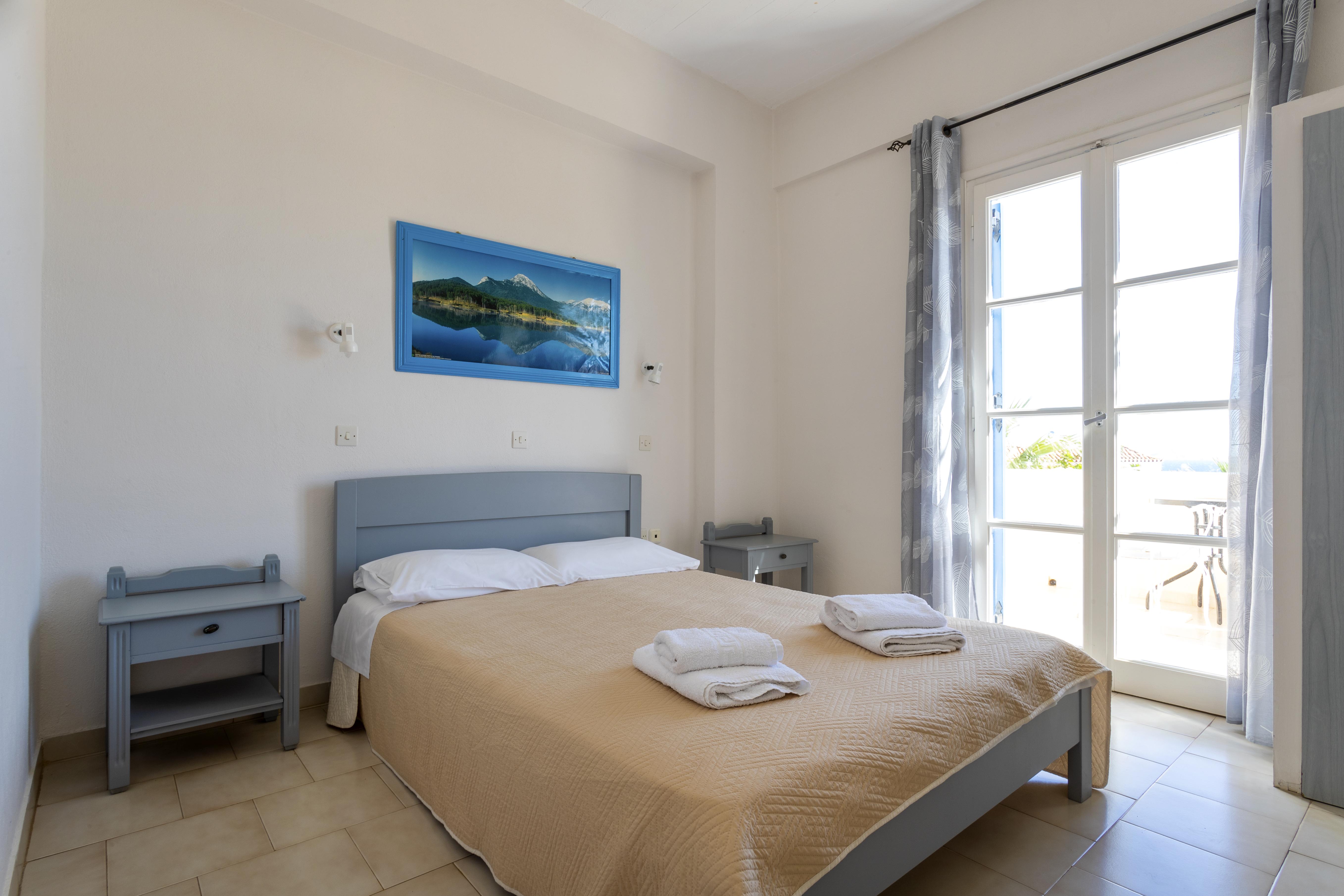 Vanas Apartments Spetses Town Ngoại thất bức ảnh