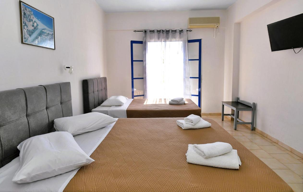 Vanas Apartments Spetses Town Ngoại thất bức ảnh